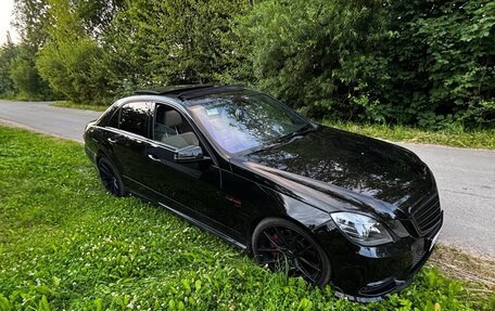 Mercedes-Benz E-Класс, 2012 год, 1 650 000 рублей, 3 фотография