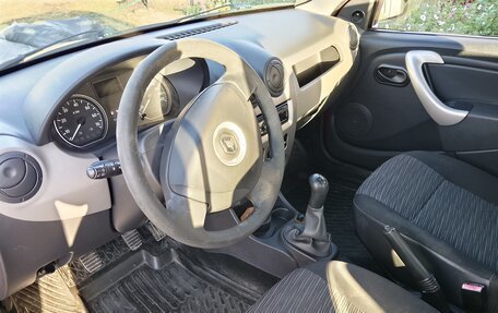 Renault Logan I, 2010 год, 330 000 рублей, 10 фотография