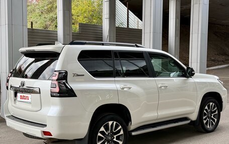 Toyota Land Cruiser Prado 150 рестайлинг 2, 2021 год, 6 490 000 рублей, 6 фотография