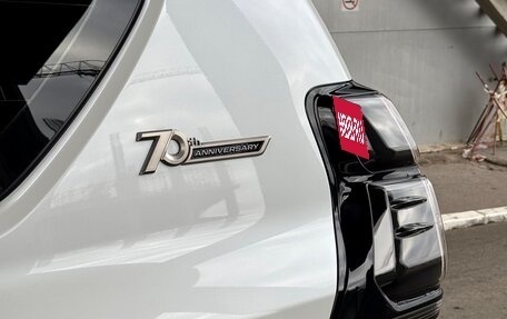 Toyota Land Cruiser Prado 150 рестайлинг 2, 2021 год, 6 490 000 рублей, 3 фотография