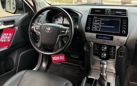 Toyota Land Cruiser Prado 150 рестайлинг 2, 2021 год, 6 490 000 рублей, 10 фотография