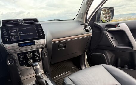 Toyota Land Cruiser Prado 150 рестайлинг 2, 2021 год, 6 490 000 рублей, 14 фотография