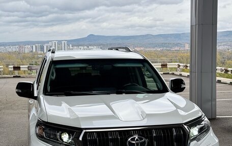 Toyota Land Cruiser Prado 150 рестайлинг 2, 2021 год, 6 490 000 рублей, 18 фотография