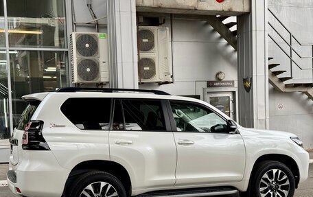 Toyota Land Cruiser Prado 150 рестайлинг 2, 2021 год, 6 490 000 рублей, 21 фотография