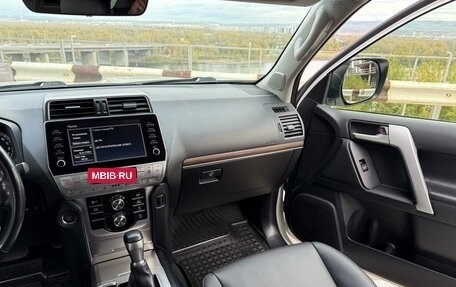 Toyota Land Cruiser Prado 150 рестайлинг 2, 2021 год, 6 490 000 рублей, 23 фотография