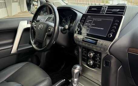 Toyota Land Cruiser Prado 150 рестайлинг 2, 2021 год, 6 490 000 рублей, 27 фотография