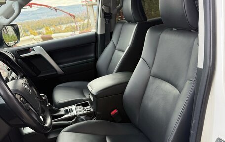 Toyota Land Cruiser Prado 150 рестайлинг 2, 2021 год, 6 490 000 рублей, 29 фотография
