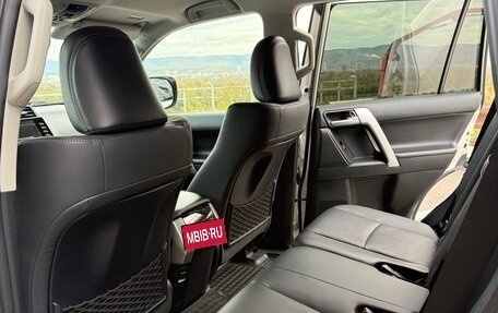 Toyota Land Cruiser Prado 150 рестайлинг 2, 2021 год, 6 490 000 рублей, 25 фотография