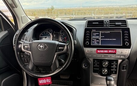 Toyota Land Cruiser Prado 150 рестайлинг 2, 2021 год, 6 490 000 рублей, 24 фотография