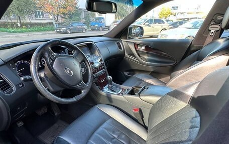Infiniti QX50 I рестайлинг, 2016 год, 2 000 000 рублей, 7 фотография