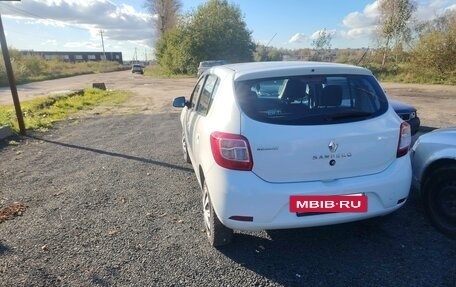 Renault Sandero II рестайлинг, 2019 год, 880 000 рублей, 4 фотография