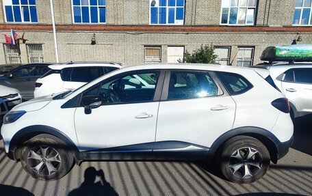 Renault Kaptur I рестайлинг, 2019 год, 1 400 000 рублей, 15 фотография