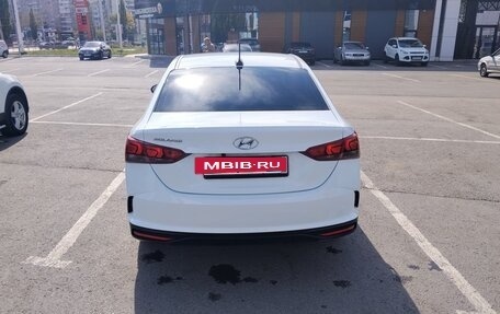Hyundai Solaris II рестайлинг, 2021 год, 1 450 000 рублей, 5 фотография