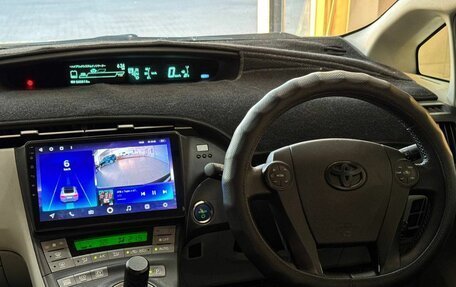 Toyota Prius, 2012 год, 1 129 900 рублей, 9 фотография