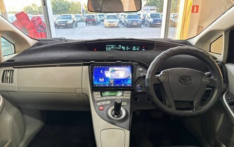 Toyota Prius, 2012 год, 1 129 900 рублей, 10 фотография