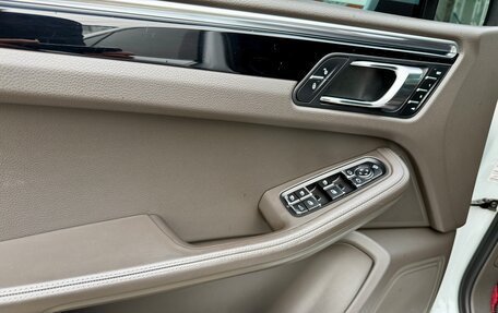 Porsche Macan I рестайлинг, 2015 год, 2 500 000 рублей, 20 фотография