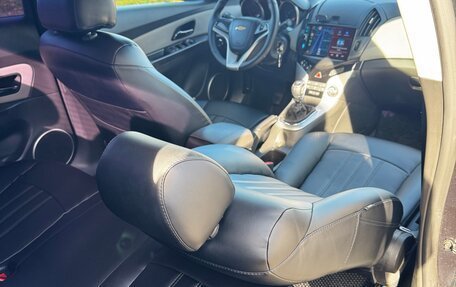 Chevrolet Cruze II, 2013 год, 870 000 рублей, 10 фотография