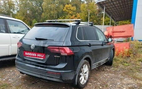 Volkswagen Tiguan II, 2020 год, 2 650 000 рублей, 2 фотография