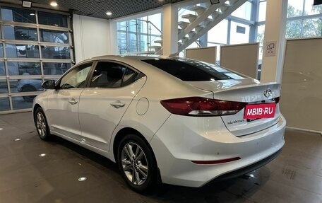 Hyundai Elantra VI рестайлинг, 2018 год, 1 235 000 рублей, 5 фотография