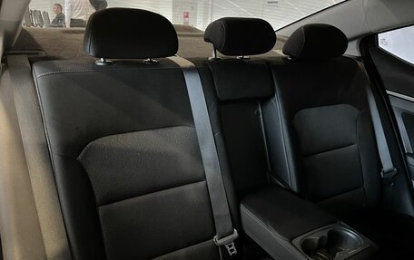 Hyundai Elantra VI рестайлинг, 2018 год, 1 235 000 рублей, 36 фотография