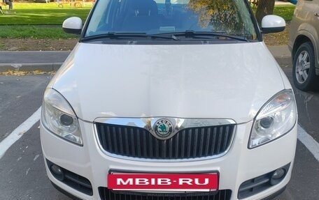 Skoda Fabia II, 2009 год, 550 000 рублей, 2 фотография