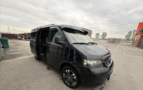Volkswagen Caravelle T5, 2005 год, 1 300 000 рублей, 4 фотография