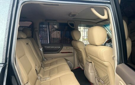 Toyota Land Cruiser 100 рестайлинг 2, 2000 год, 1 499 999 рублей, 13 фотография