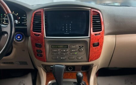 Toyota Land Cruiser 100 рестайлинг 2, 2000 год, 1 499 999 рублей, 21 фотография