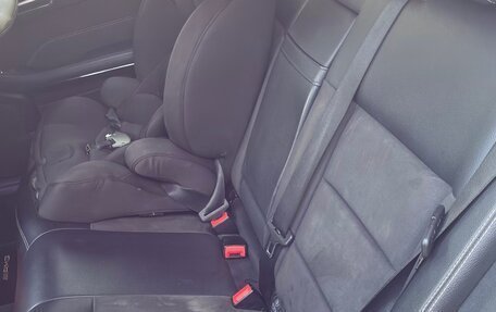 Mercedes-Benz E-Класс, 2015 год, 1 750 000 рублей, 13 фотография