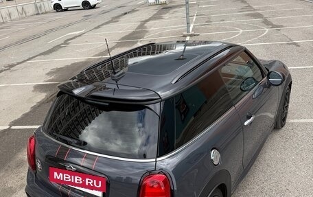MINI Hatch, 2018 год, 3 850 000 рублей, 4 фотография