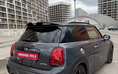 MINI Hatch, 2018 год, 3 850 000 рублей, 5 фотография