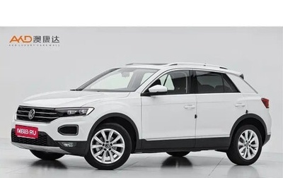 Volkswagen T-Roc I, 2022 год, 1 460 000 рублей, 1 фотография