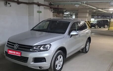 Volkswagen Touareg III, 2012 год, 1 400 000 рублей, 1 фотография