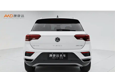 Volkswagen T-Roc I, 2022 год, 1 460 000 рублей, 2 фотография