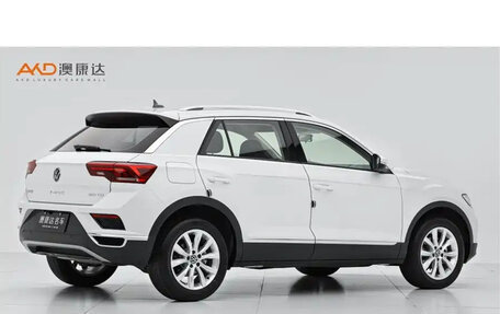 Volkswagen T-Roc I, 2022 год, 1 460 000 рублей, 3 фотография