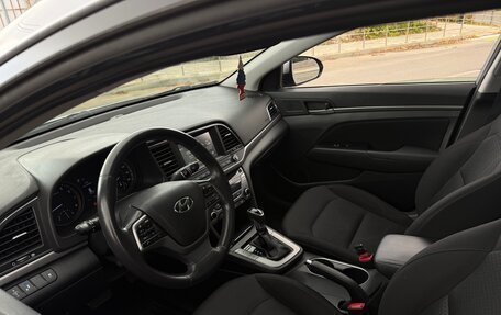 Hyundai Elantra VI рестайлинг, 2016 год, 1 350 000 рублей, 17 фотография