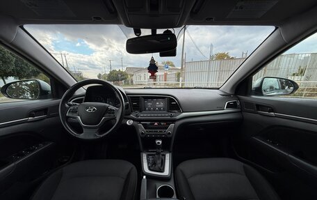 Hyundai Elantra VI рестайлинг, 2016 год, 1 350 000 рублей, 19 фотография