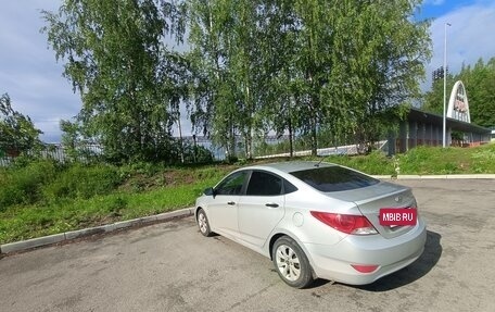 Hyundai Solaris II рестайлинг, 2012 год, 860 000 рублей, 4 фотография