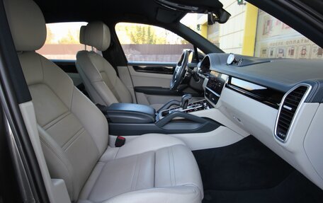 Porsche Cayenne III, 2019 год, 5 685 000 рублей, 15 фотография