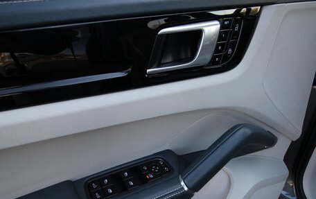 Porsche Cayenne III, 2019 год, 5 685 000 рублей, 22 фотография