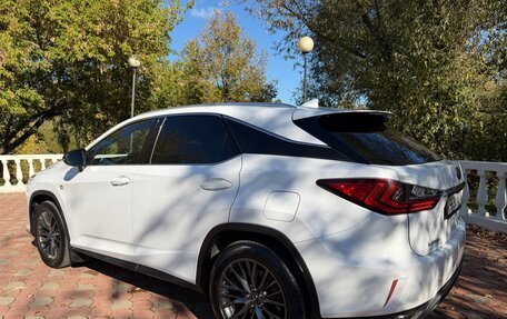 Lexus RX IV рестайлинг, 2016 год, 3 580 000 рублей, 4 фотография