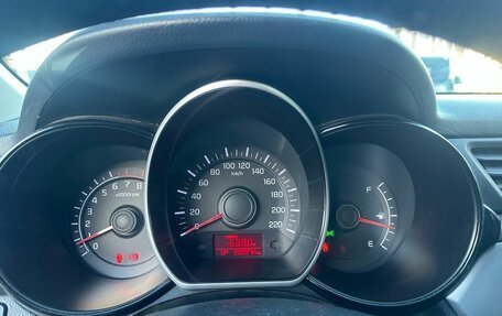 KIA Rio III рестайлинг, 2015 год, 550 000 рублей, 22 фотография