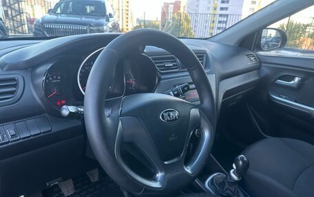KIA Rio III рестайлинг, 2015 год, 550 000 рублей, 20 фотография