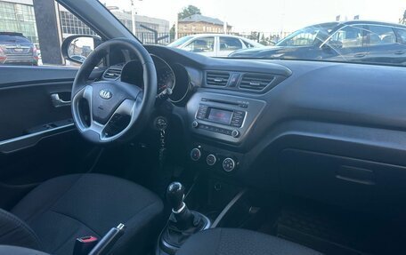 KIA Rio III рестайлинг, 2015 год, 550 000 рублей, 30 фотография