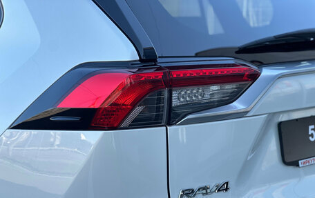 Toyota RAV4, 2021 год, 4 135 000 рублей, 8 фотография
