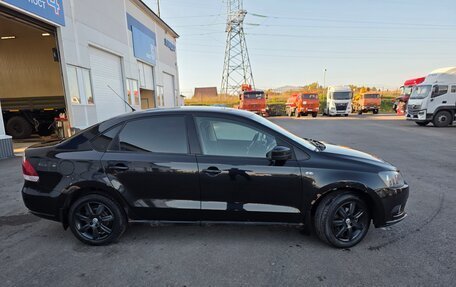 Volkswagen Polo VI (EU Market), 2011 год, 550 000 рублей, 3 фотография