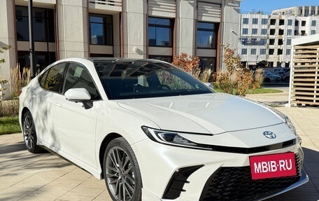 Toyota Camry, 2026 год, 4 550 000 рублей, 2 фотография