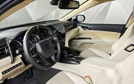 Toyota Camry, 2021 год, 2 895 000 рублей, 19 фотография