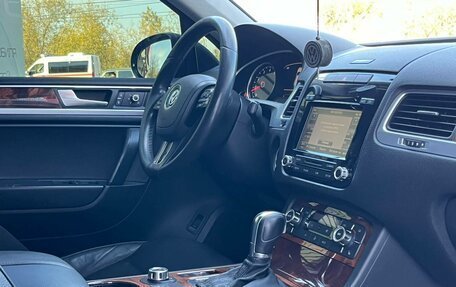 Volkswagen Touareg III, 2012 год, 1 550 000 рублей, 22 фотография