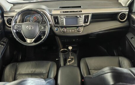 Toyota RAV4, 2012 год, 1 987 000 рублей, 9 фотография